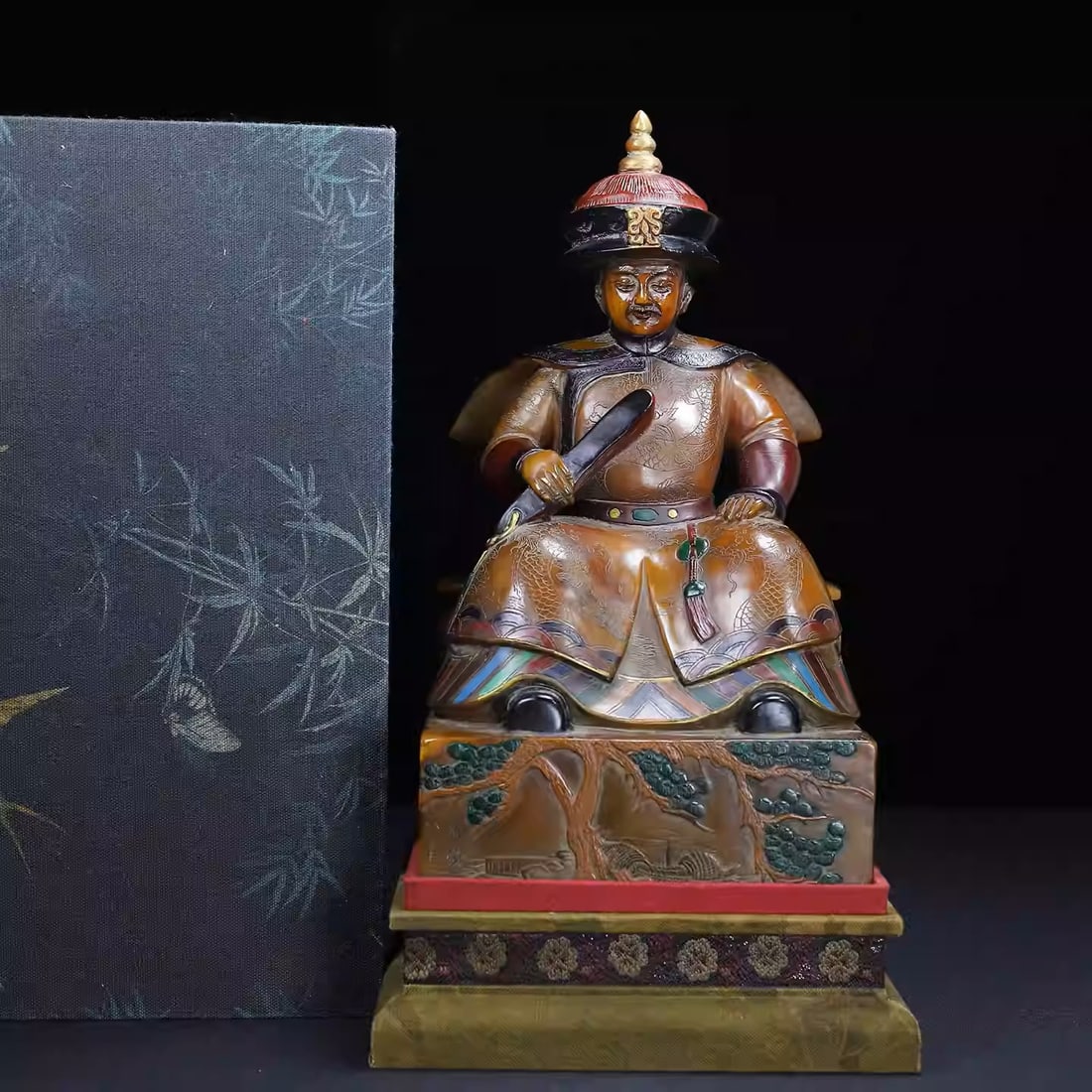 Shoushan Stone Figural Seal Ornament: Emperor Jiaqing: Dimensions: Length 15cm, Width 15cm, Height 28cm Weight: 6500g
