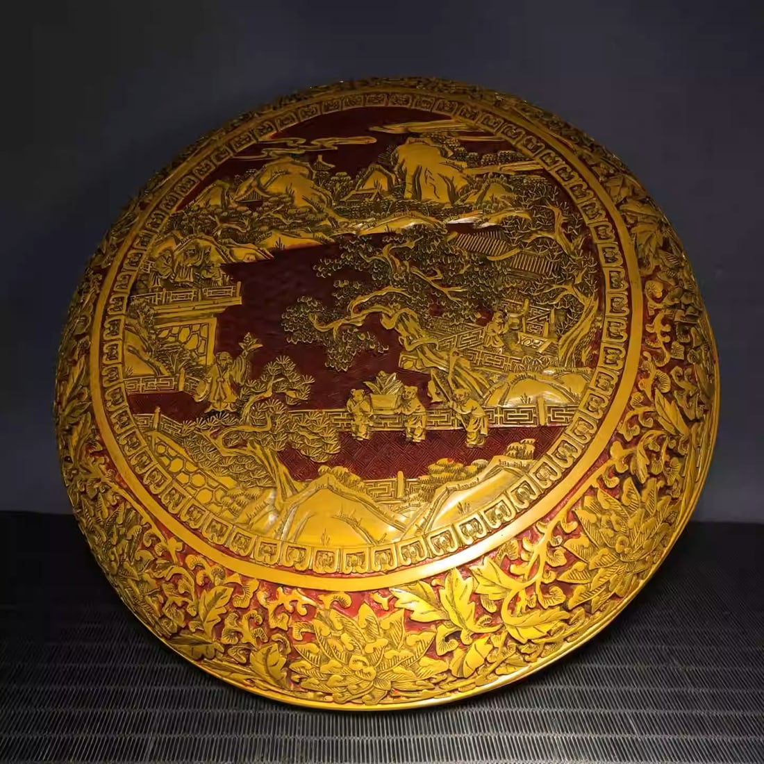 Lacquer Box Ornament (1 of 5)