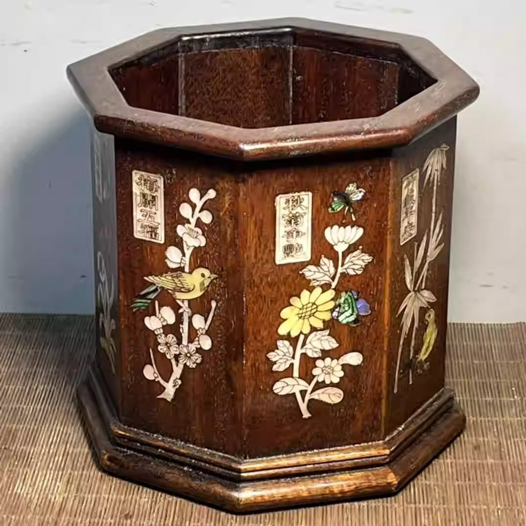 Rosewood pen holder inlaid with mother-of-pearl depicting plum blossoms, orchids, bamboo, and: Dimensions: Diameter 18cm, Height 16.5cm