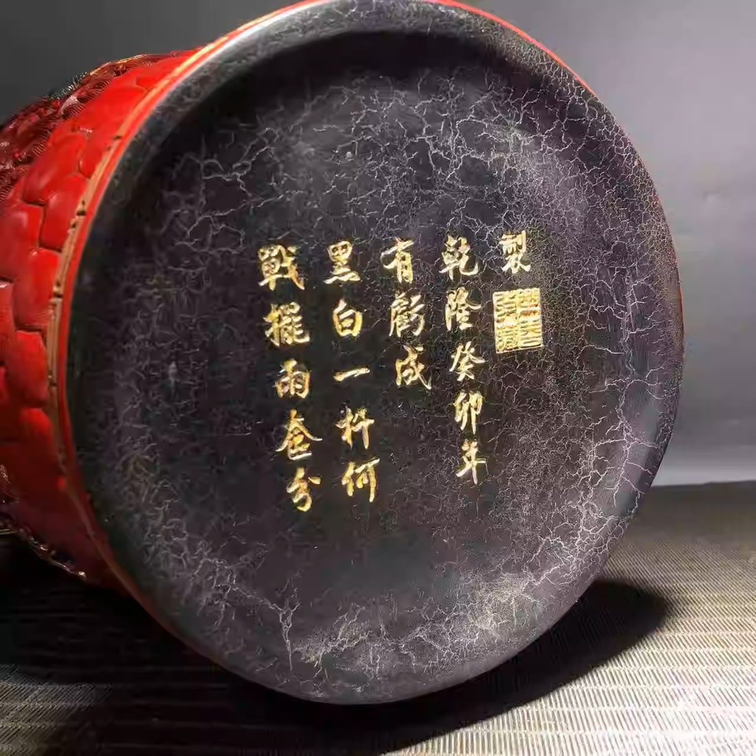 Painted lacquerware vase - 5