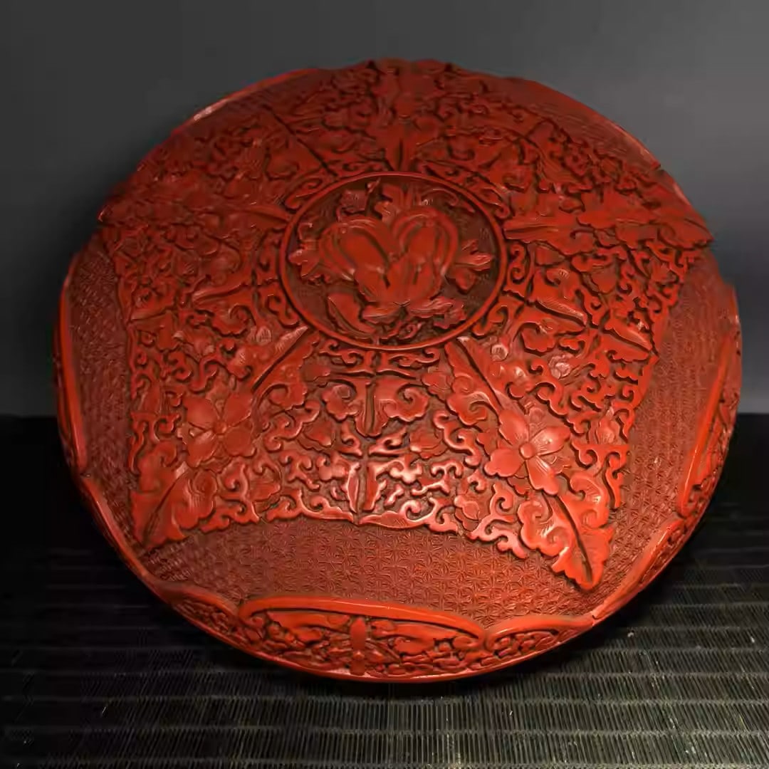 Carved red lacquer box ornament: Dimensions: Width 28cm, Height 12cm Weight: 2000g