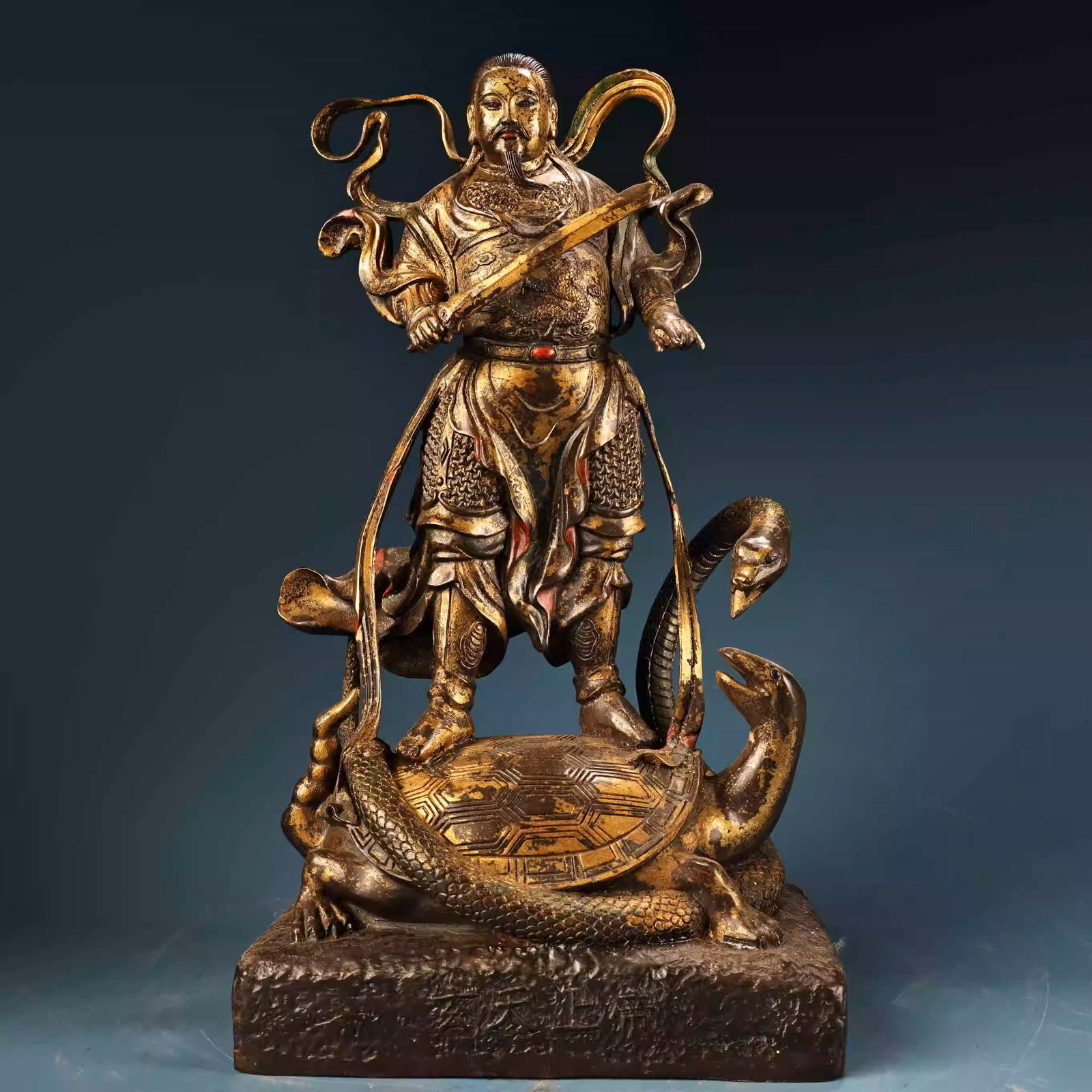 A pure copper high-relief engraved and gilded Xuanwu Emperor Buddha statue: Dimensions: Height 37cm, Width 21.5cm, Weight: 4800g