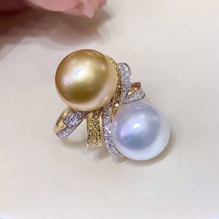 Natural White And Golden Pearl 925 Silver Ring: Natural White And Golden Pearl 925 Silver Ring ****** Metal: Natural Pearl / Color: White Golden / Pearl Diameter 9mm