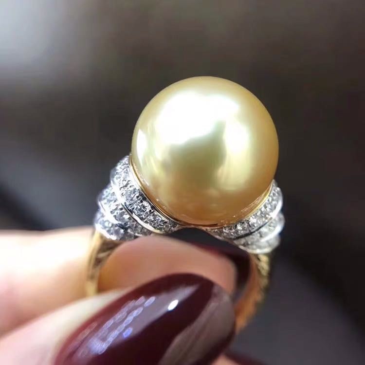 South Sea Golden Pearl 925 Silver Ring: South Sea Golden Pearl 925 Silver Ring ****** Metal: South Sea Pearl / Color: Golden / Pearl Diameter 11mm