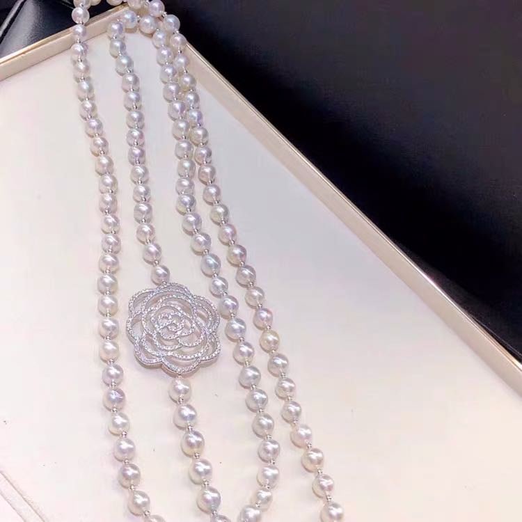 Camellia Natural Pearl Necklace (1 of 3)