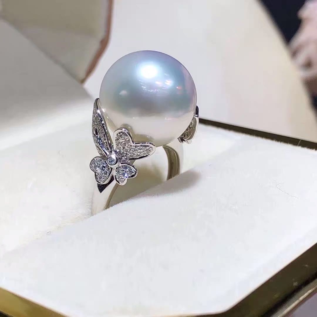 Australian White Pearl 925 Silver Ring (1 of 4)
