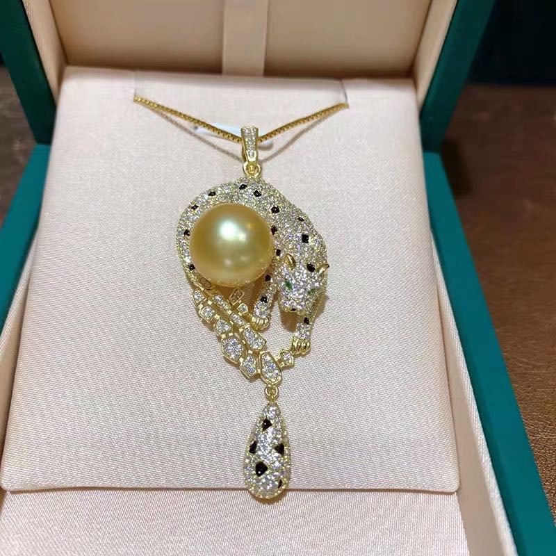 South Sea Golden Pearl 925 Silver Pendant (1 of 4)
