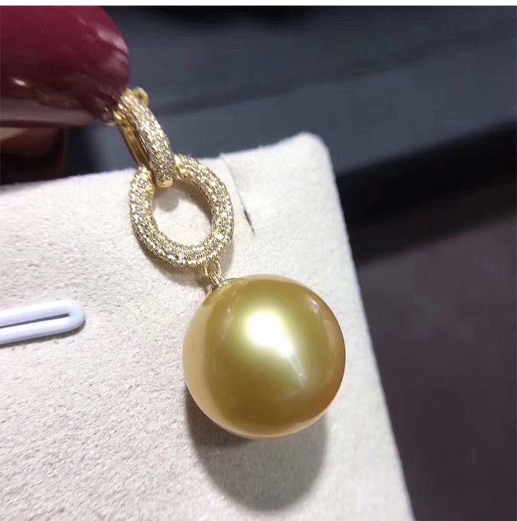 South Sea Golden Pearl 925 Silver Pendant (1 of 3)