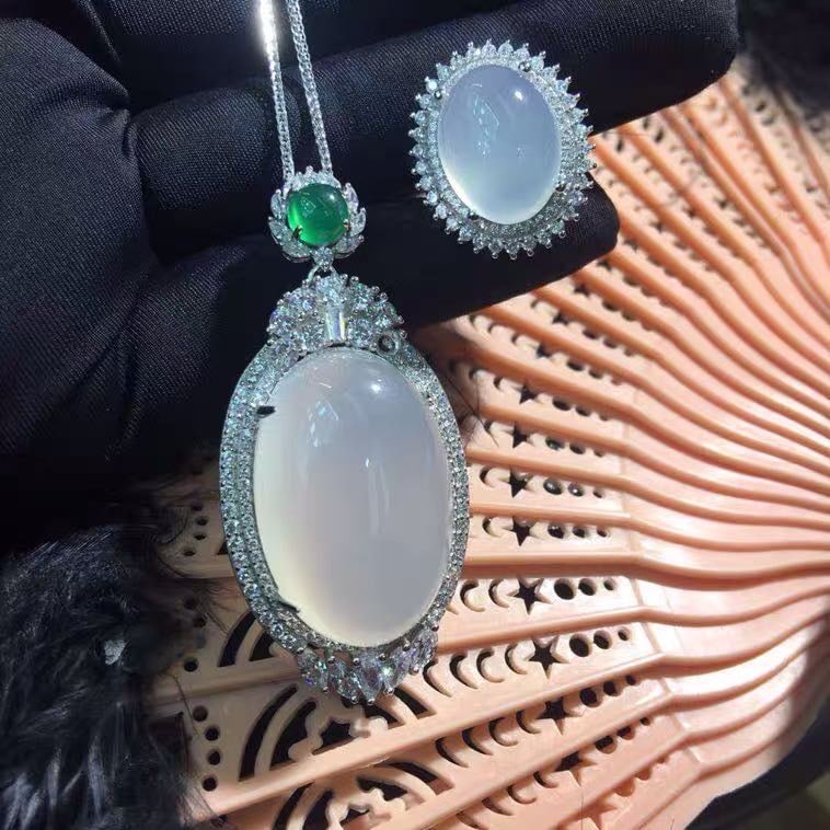925 Silver Jade Pendant And Ring Two-Piece Set (1 of 3)