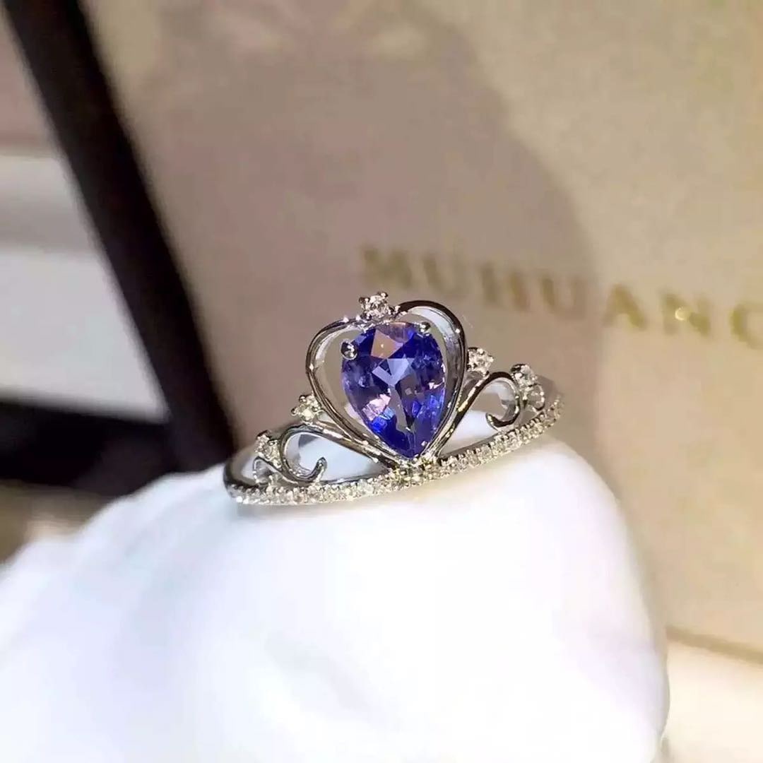 925 Silver Tanzanite Ring (1 of 3)