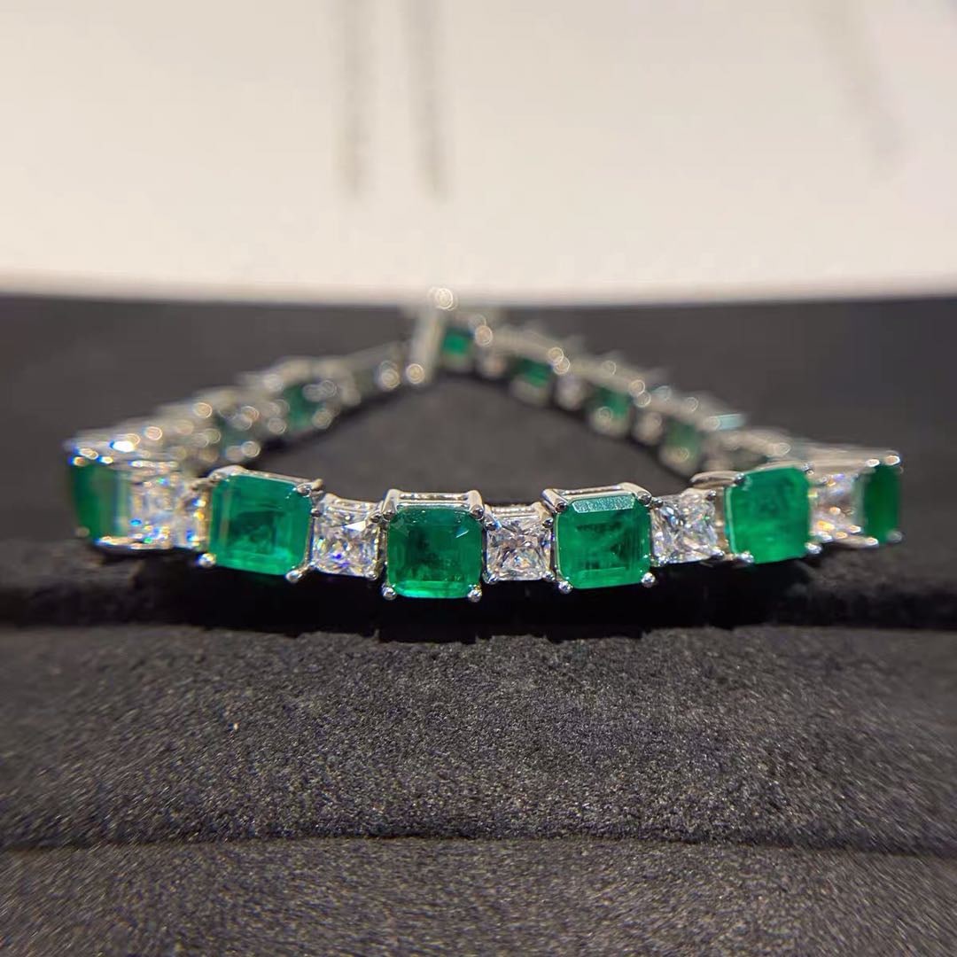 925 Silver Emerald Bracelet (1 of 5)
