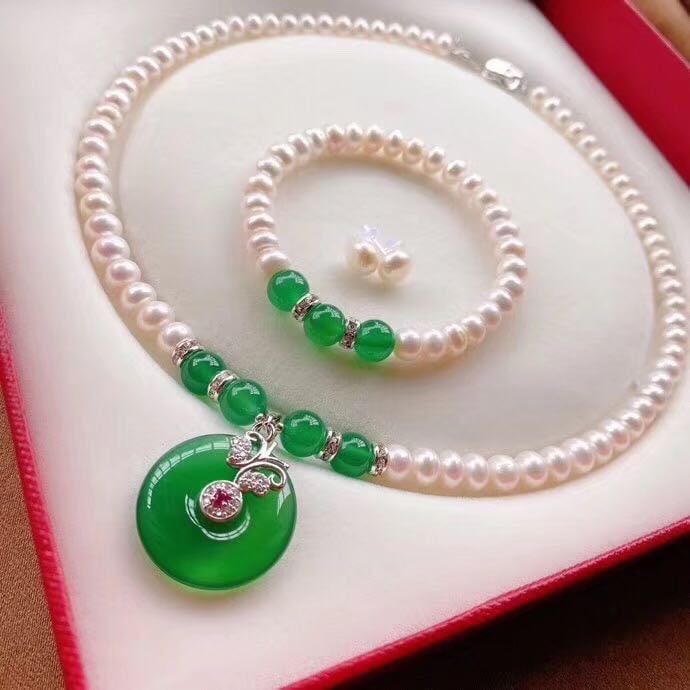 925 Silver Pearl Jade Necklace Earrings and Bracelet Three-Piece Set (1 of 4)