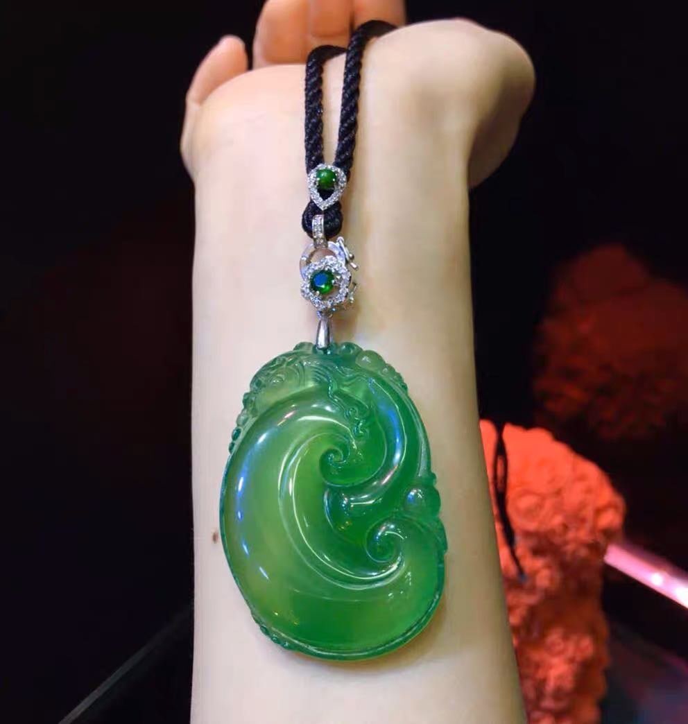 925 Silver Jade Ruyi Pendant (1 of 3)