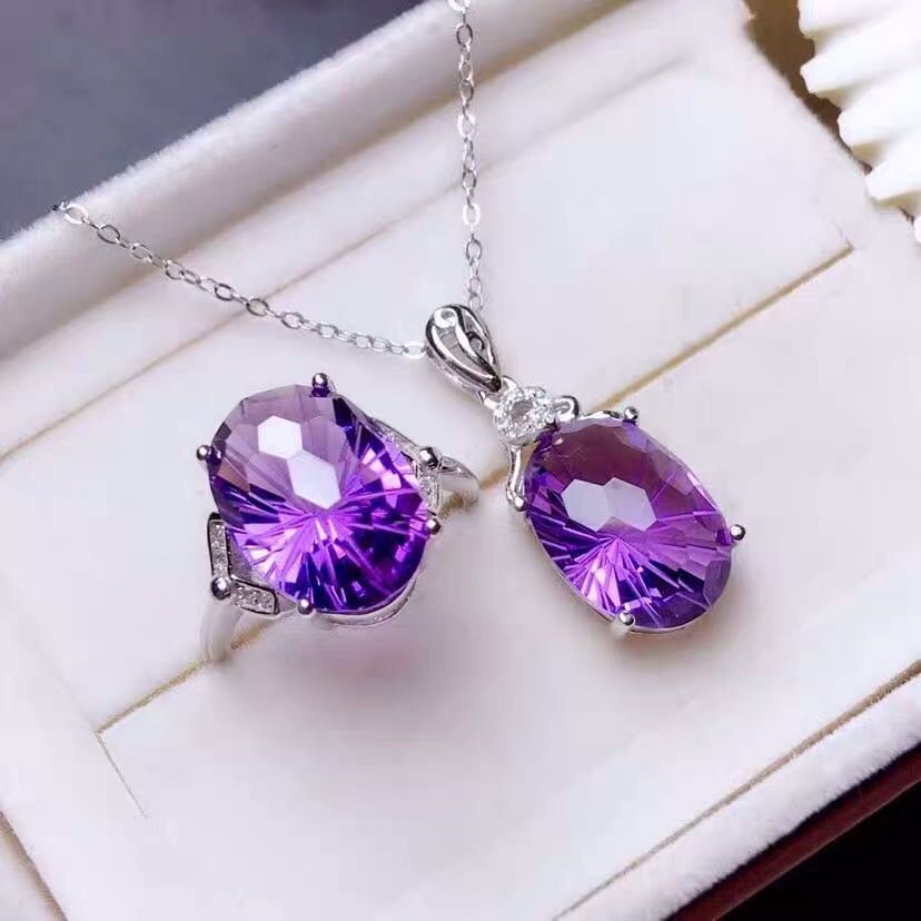 925 Silver Crystal Pendant And Ring Two-Piece Set (1 of 3)
