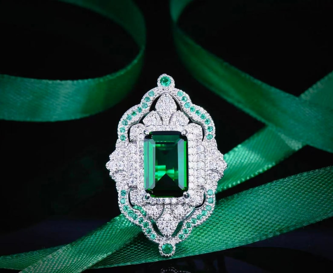 Emerald Ring: Emerald Ring