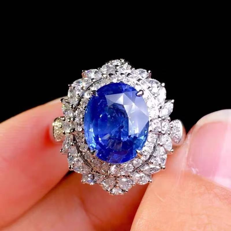 Sapphire Ring: Sapphire Ring