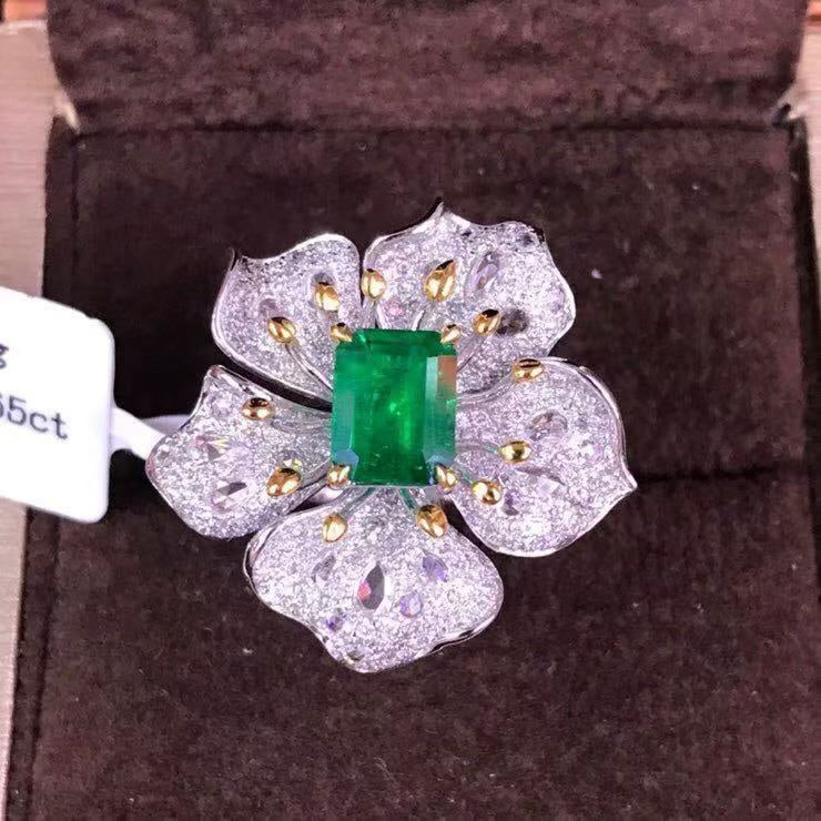 Emerald Flower Ring - 2