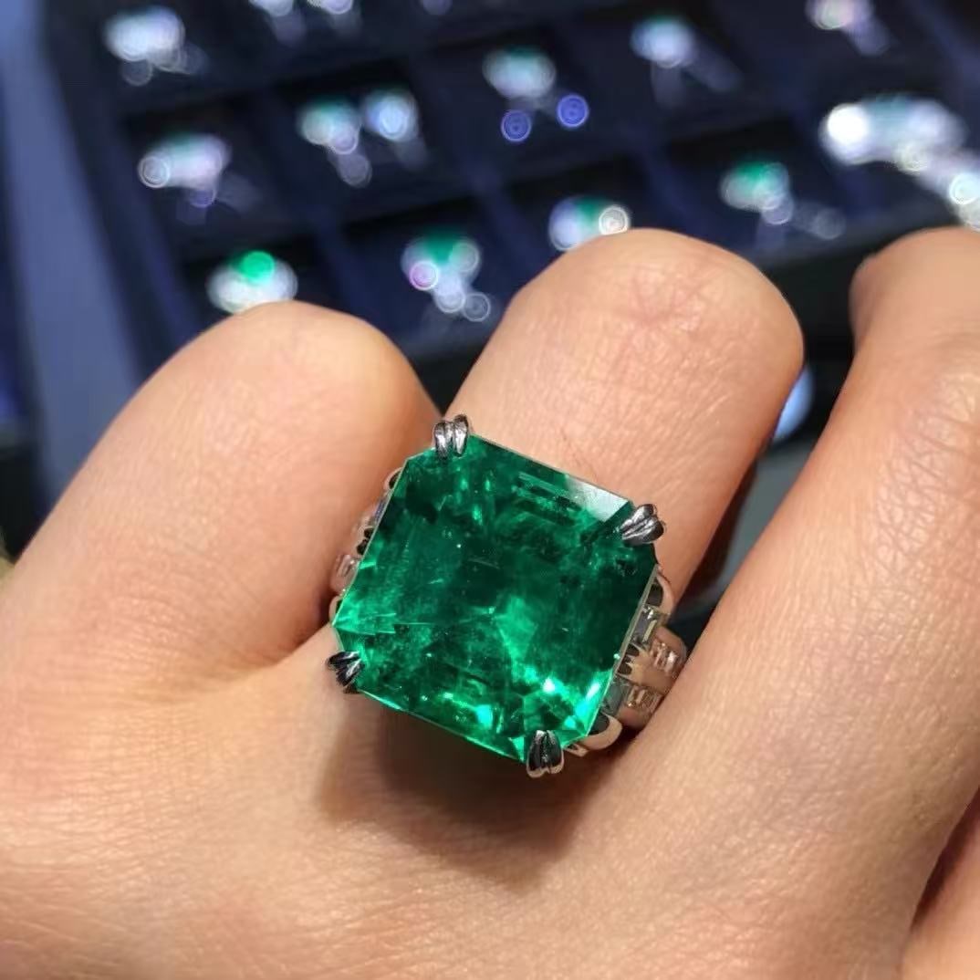 Emerald Ring: Emerald Ring