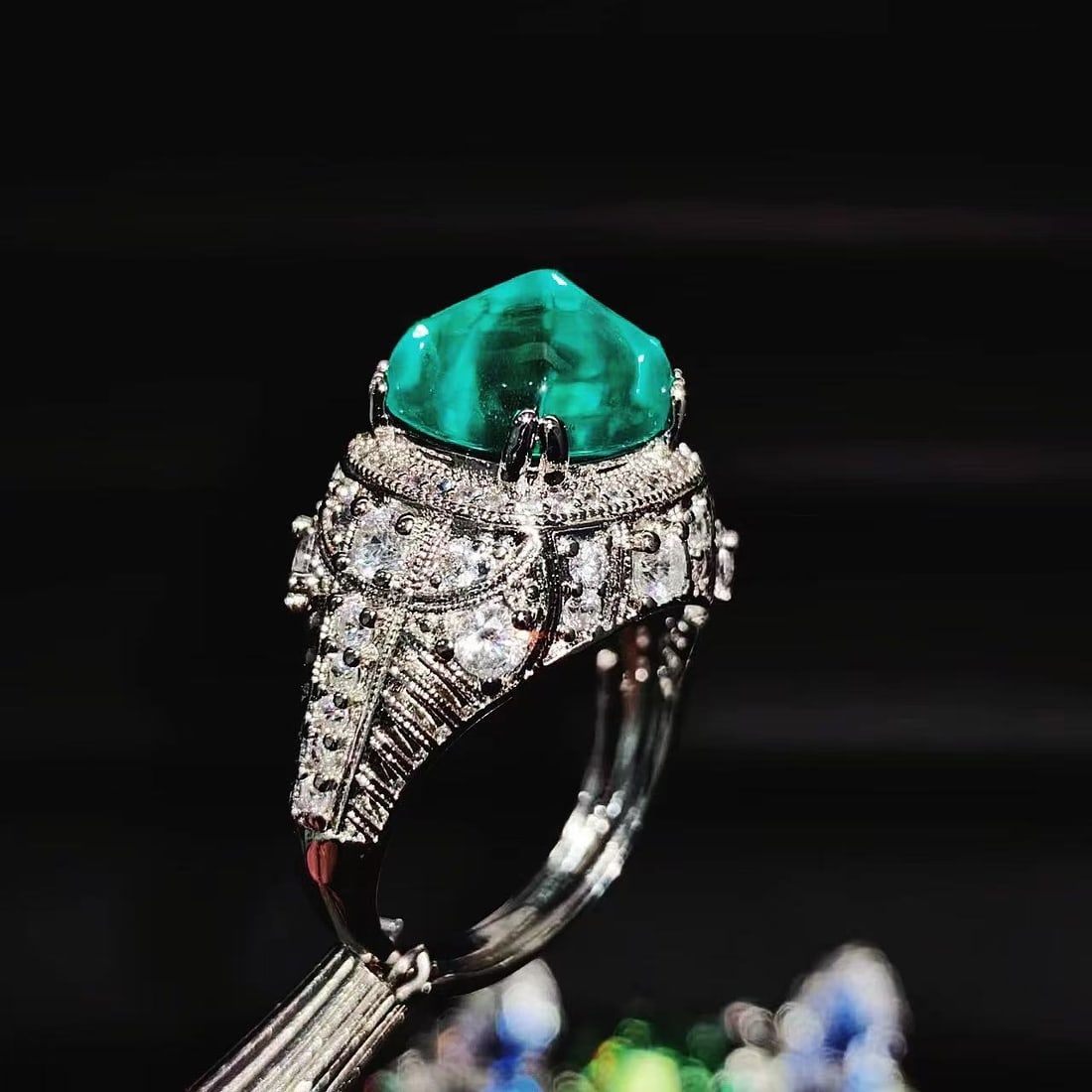 Green Gemstone Ring: Green Gemstone Ring