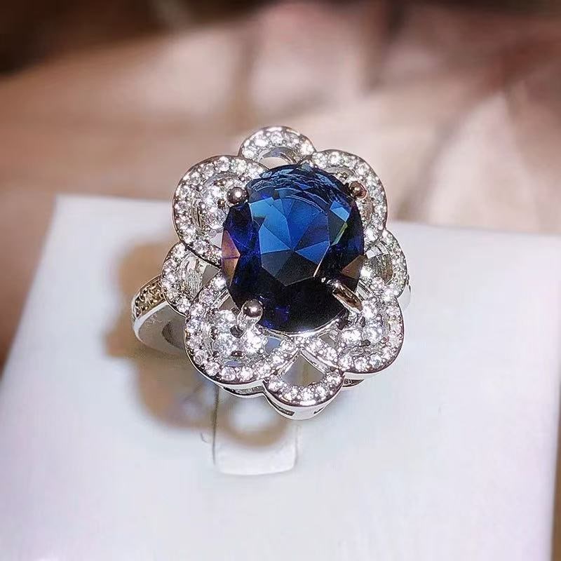 Sapphire Ring: Sapphire Ring