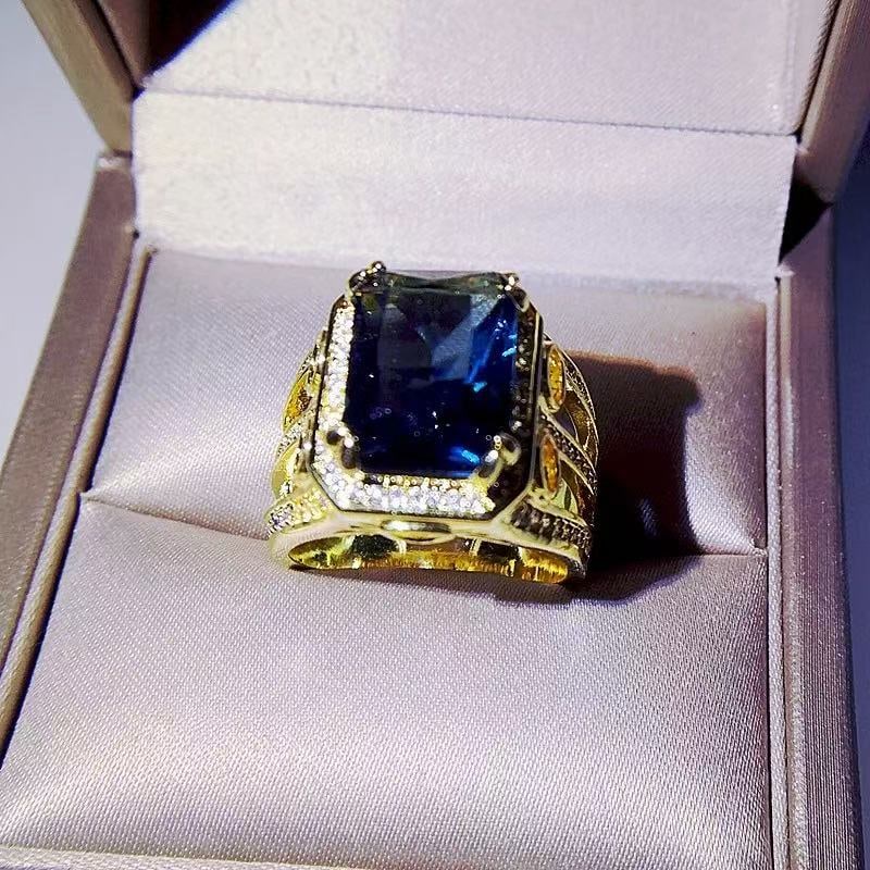 Sapphire Ring: Sapphire Ring