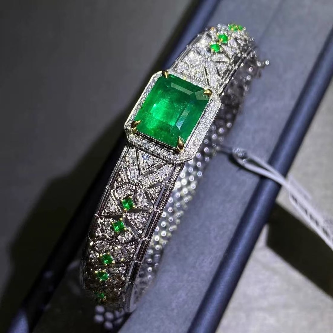 Emerald Bracelet - 3