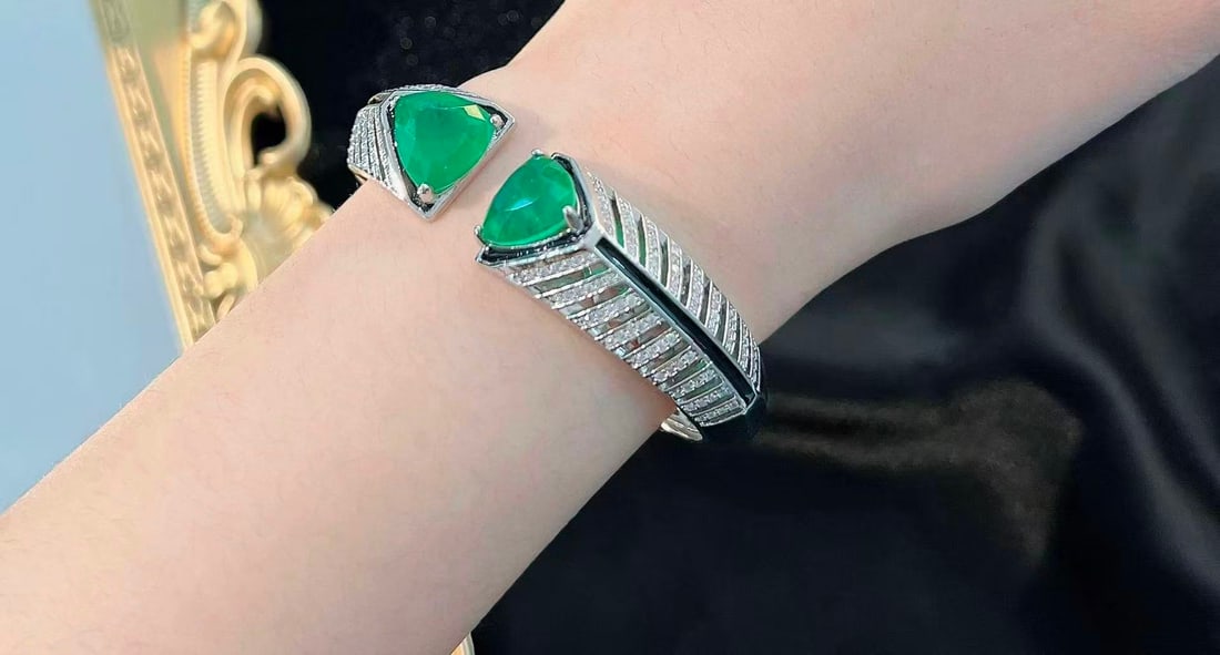 Emerald Bracelet - 2