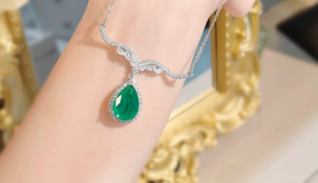 Emerald Necklace - 4