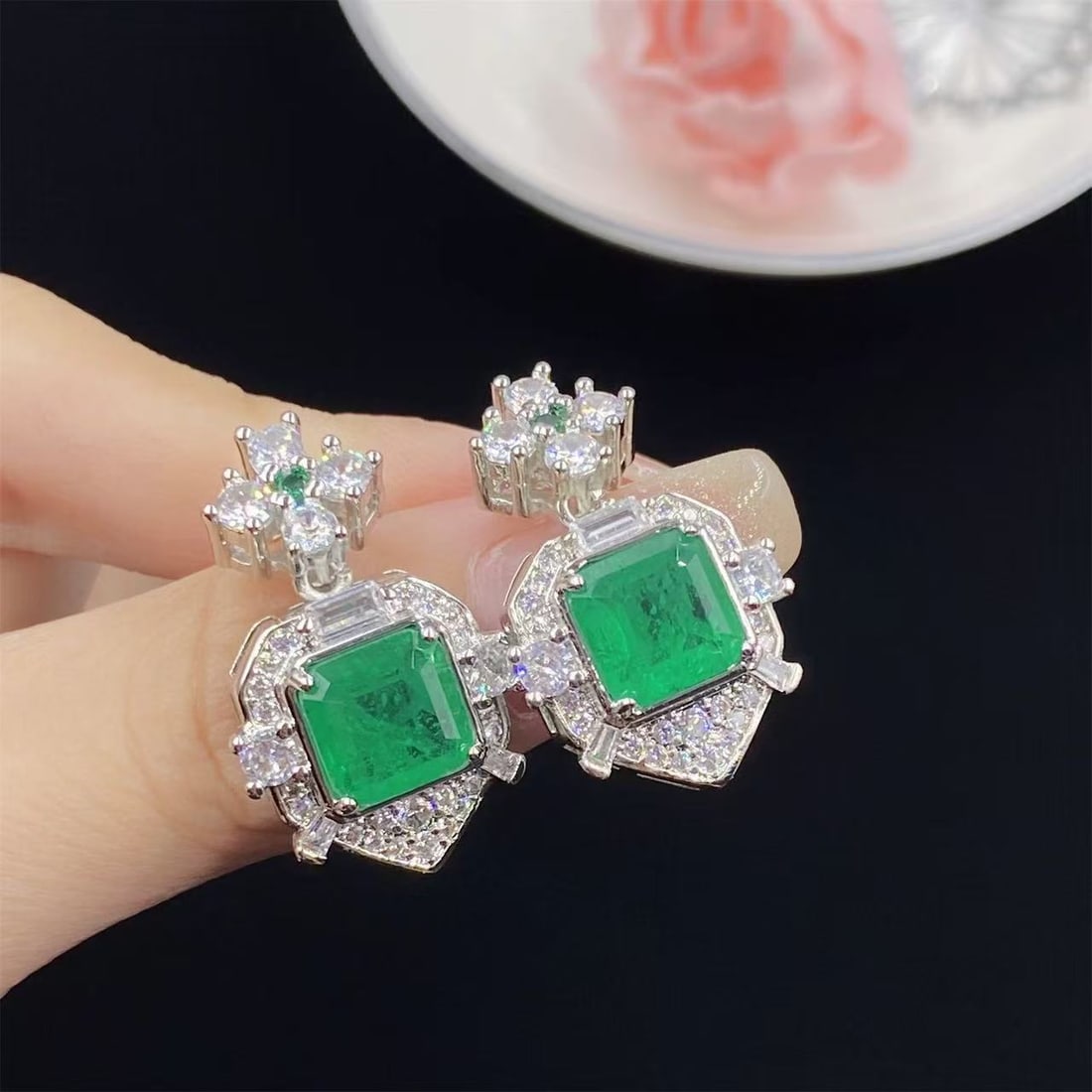 Emerald Earrings: Emerald Earrings