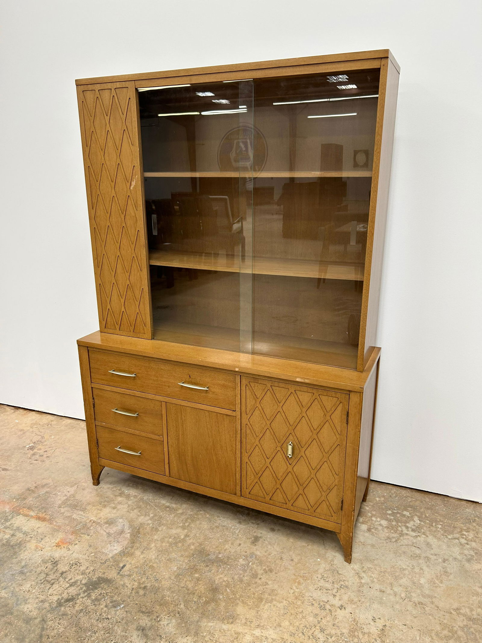 Mid Century China Cabinet (1 of 4)