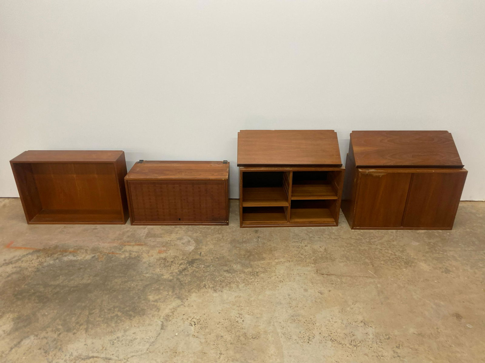 Mid Century CADO Wall Unit (1 of 7)