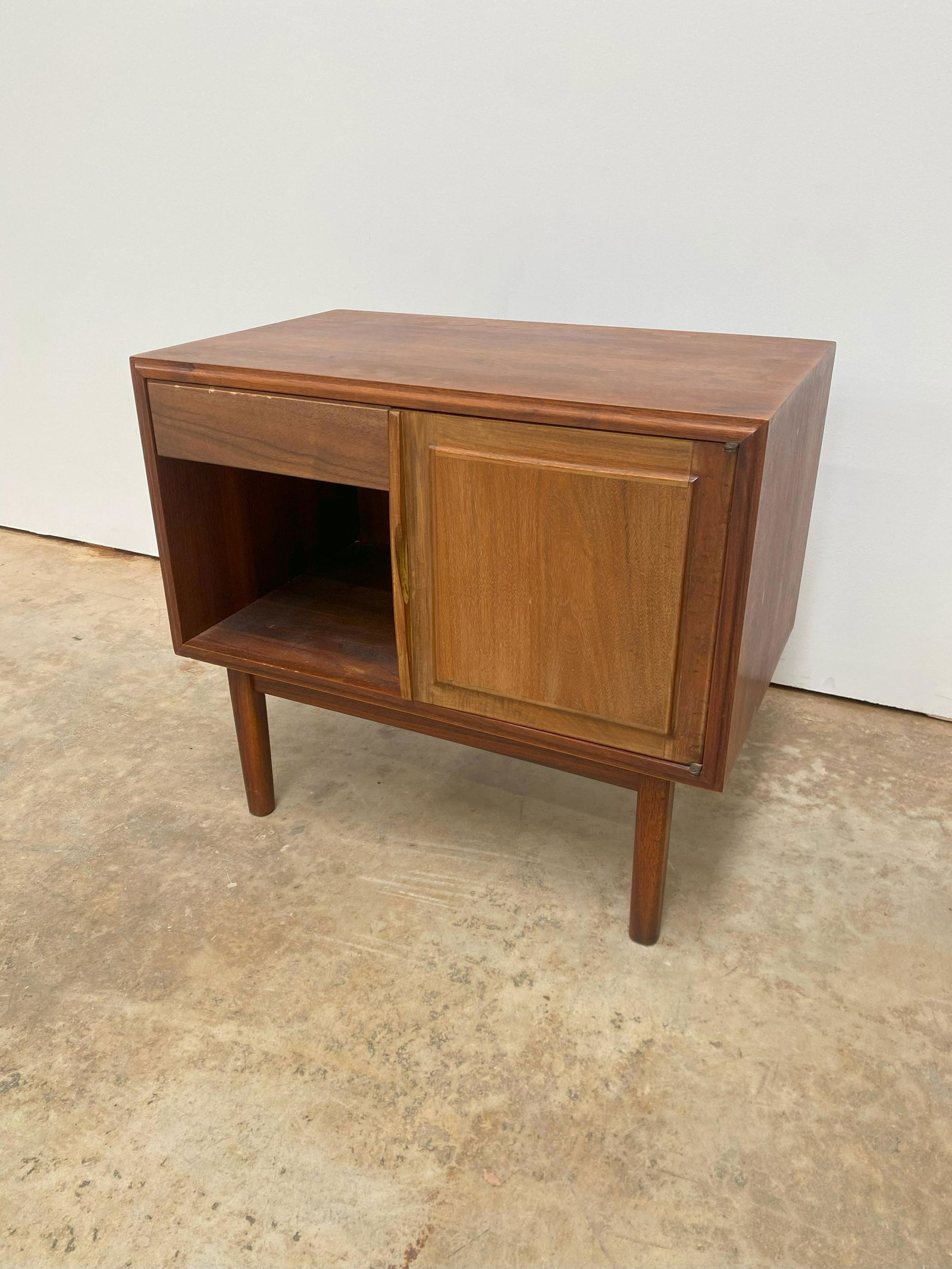 Jack Cartwright Walnut Night Stand (1 of 7)
