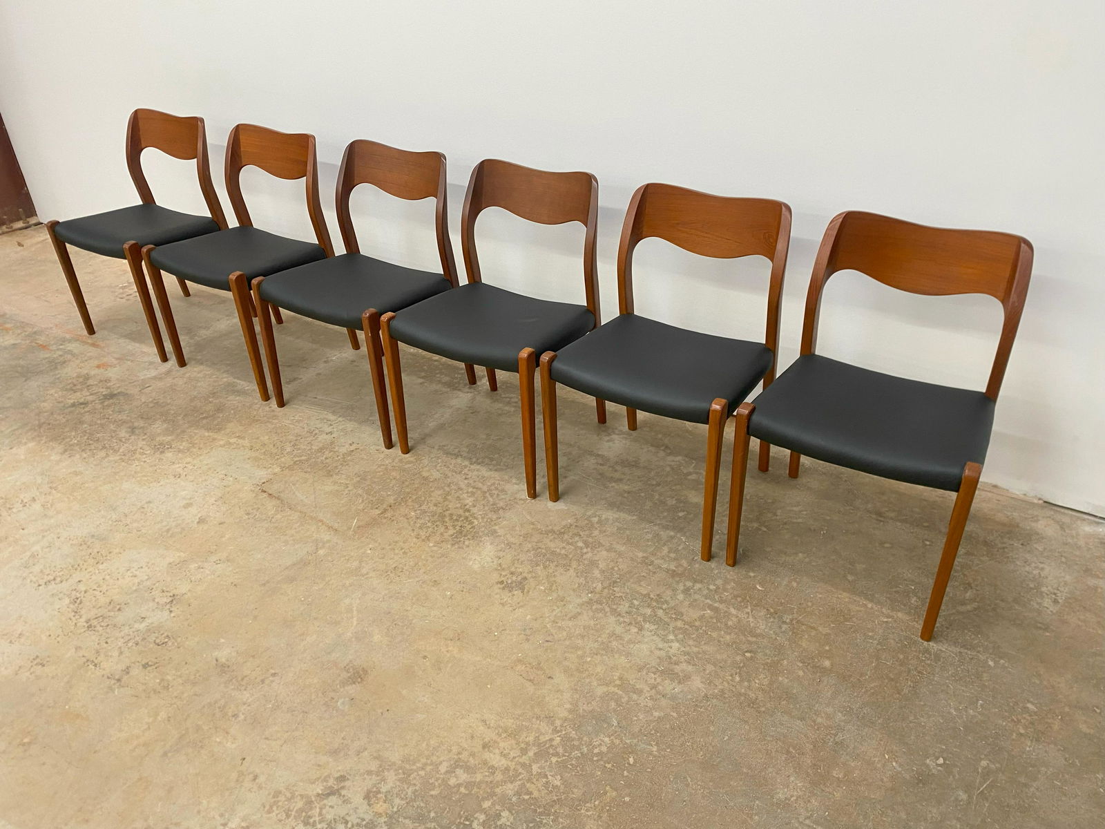 Set of 6 Niels Moller Dining Chairs (1 of 7)