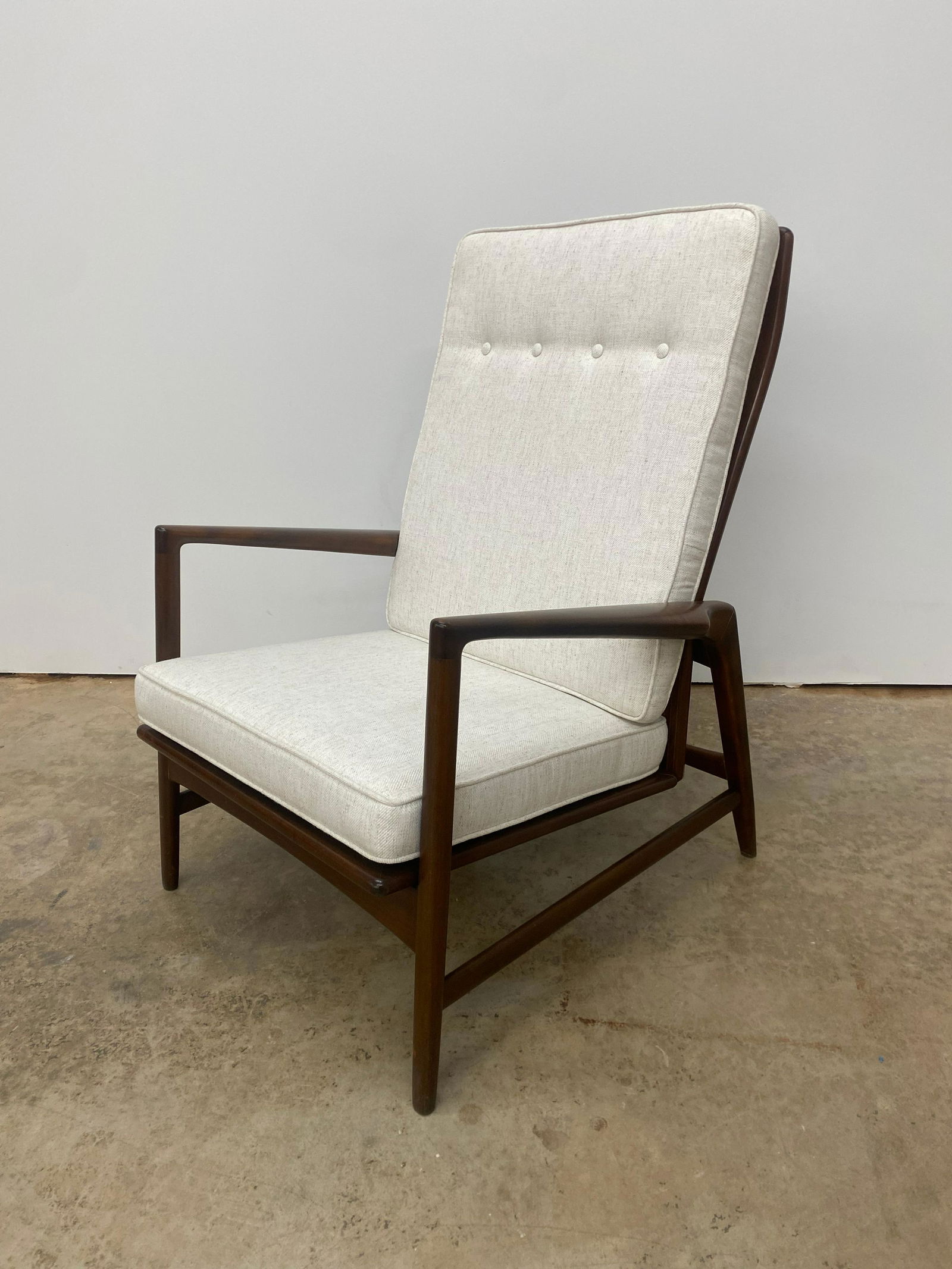 Kofod Larsen Lounge Chair (1 of 4)