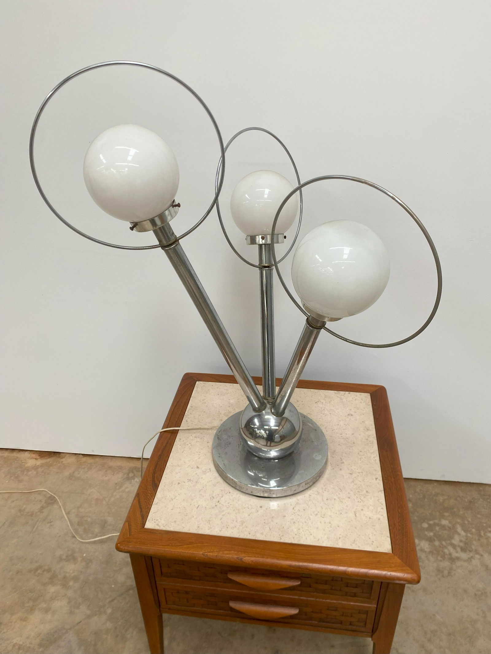 Space Age Lamp (1 of 7)