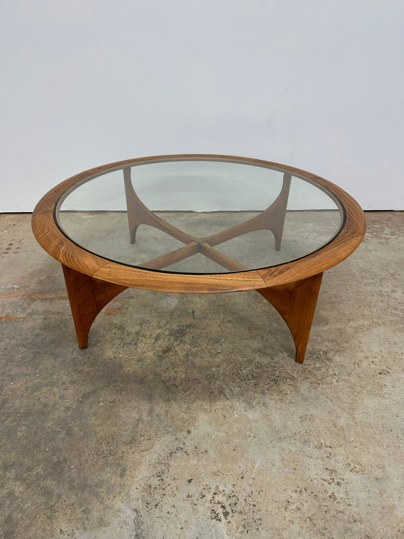 Mid Century Coffee Table (1 of 5)