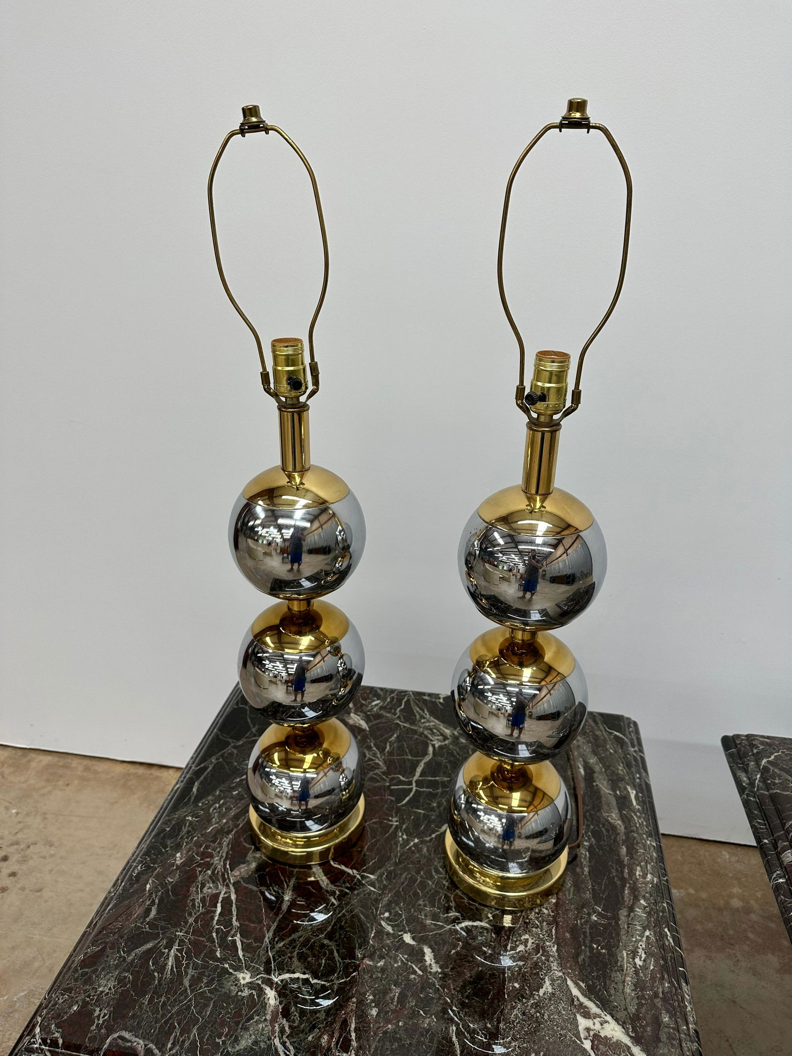 Pair of Vintage Lamps (1 of 4)