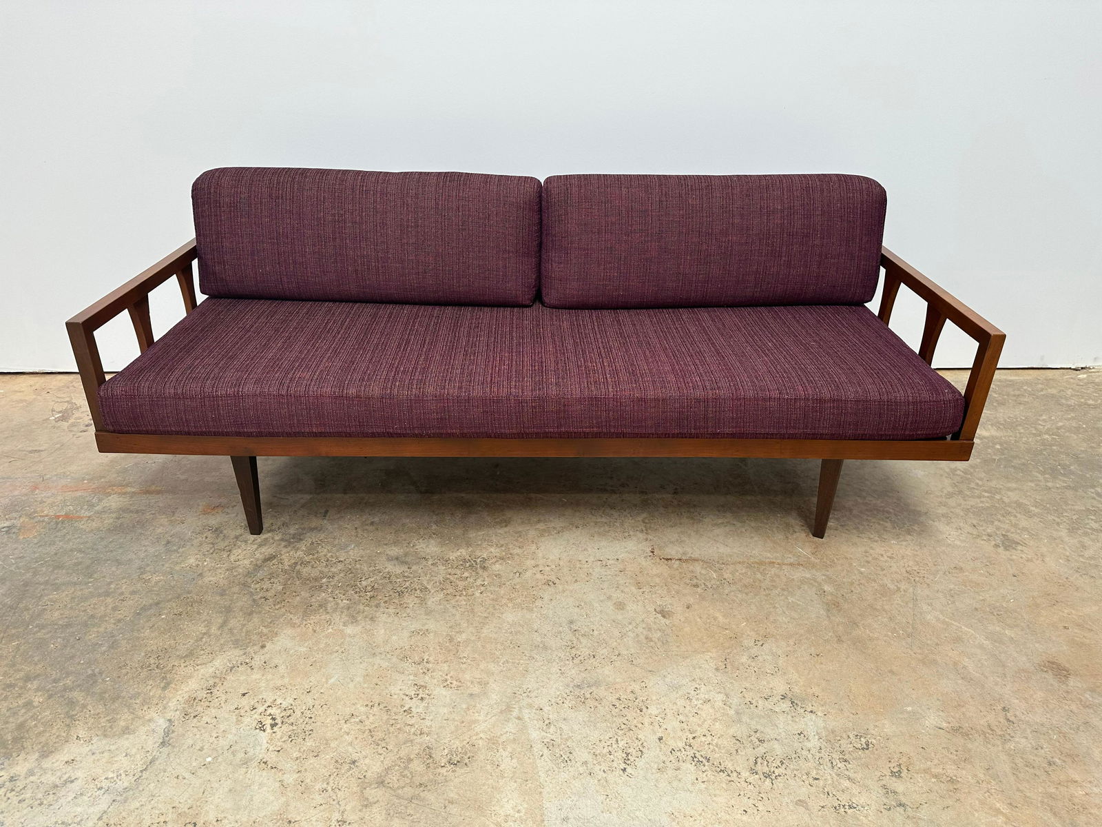 Mid Century Daybed/Sofa (1 of 7)