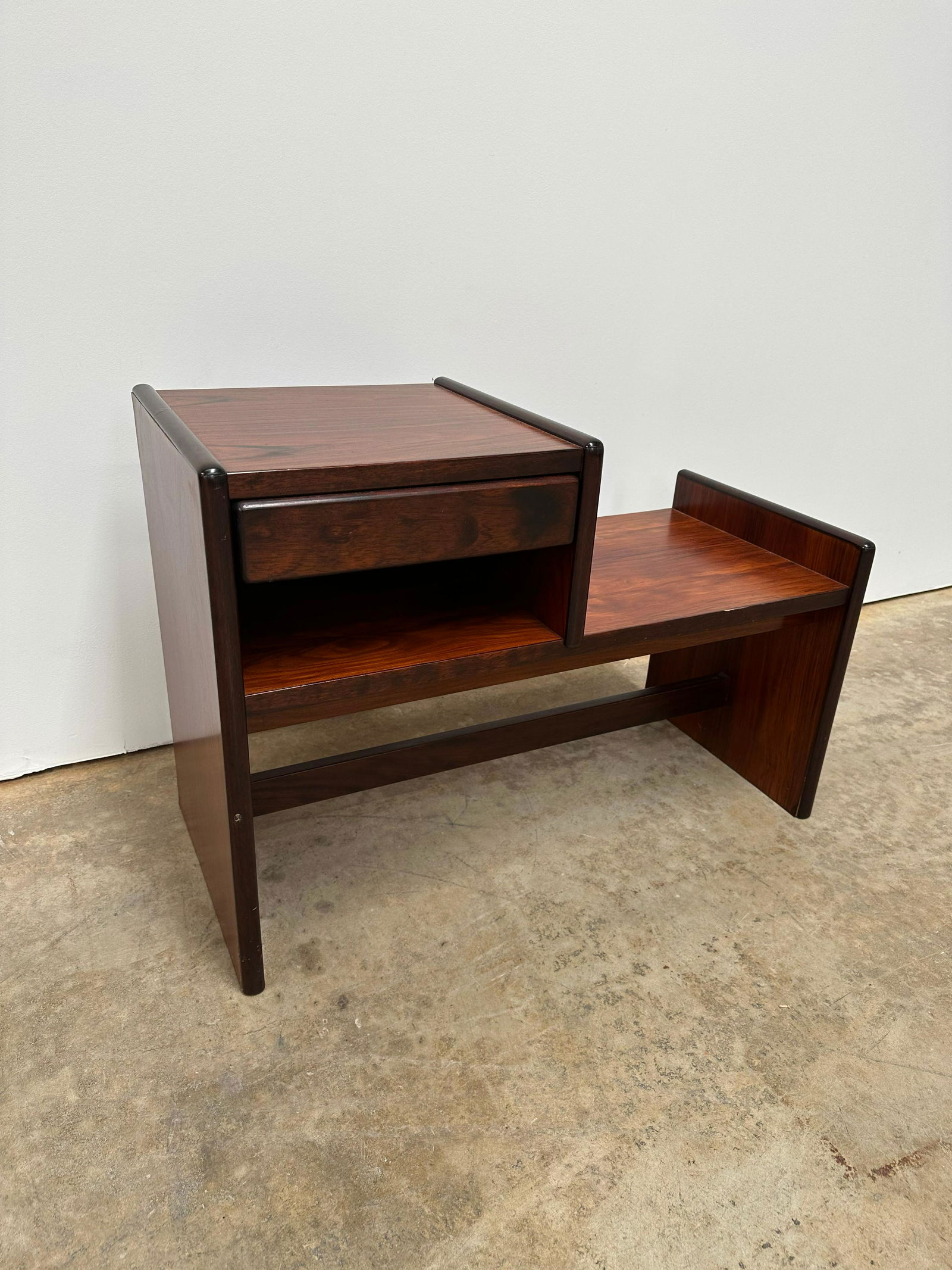 Rosewood Bench (1 of 7)