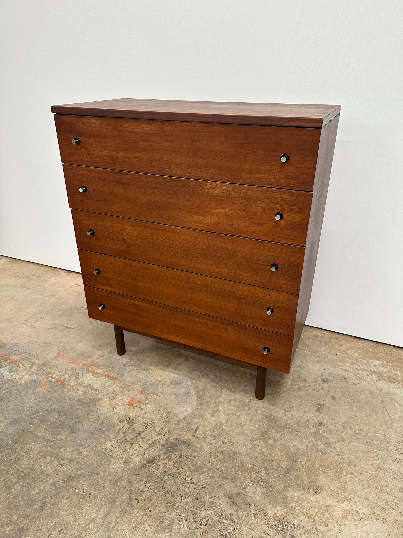 Mid Century Dresser (1 of 5)