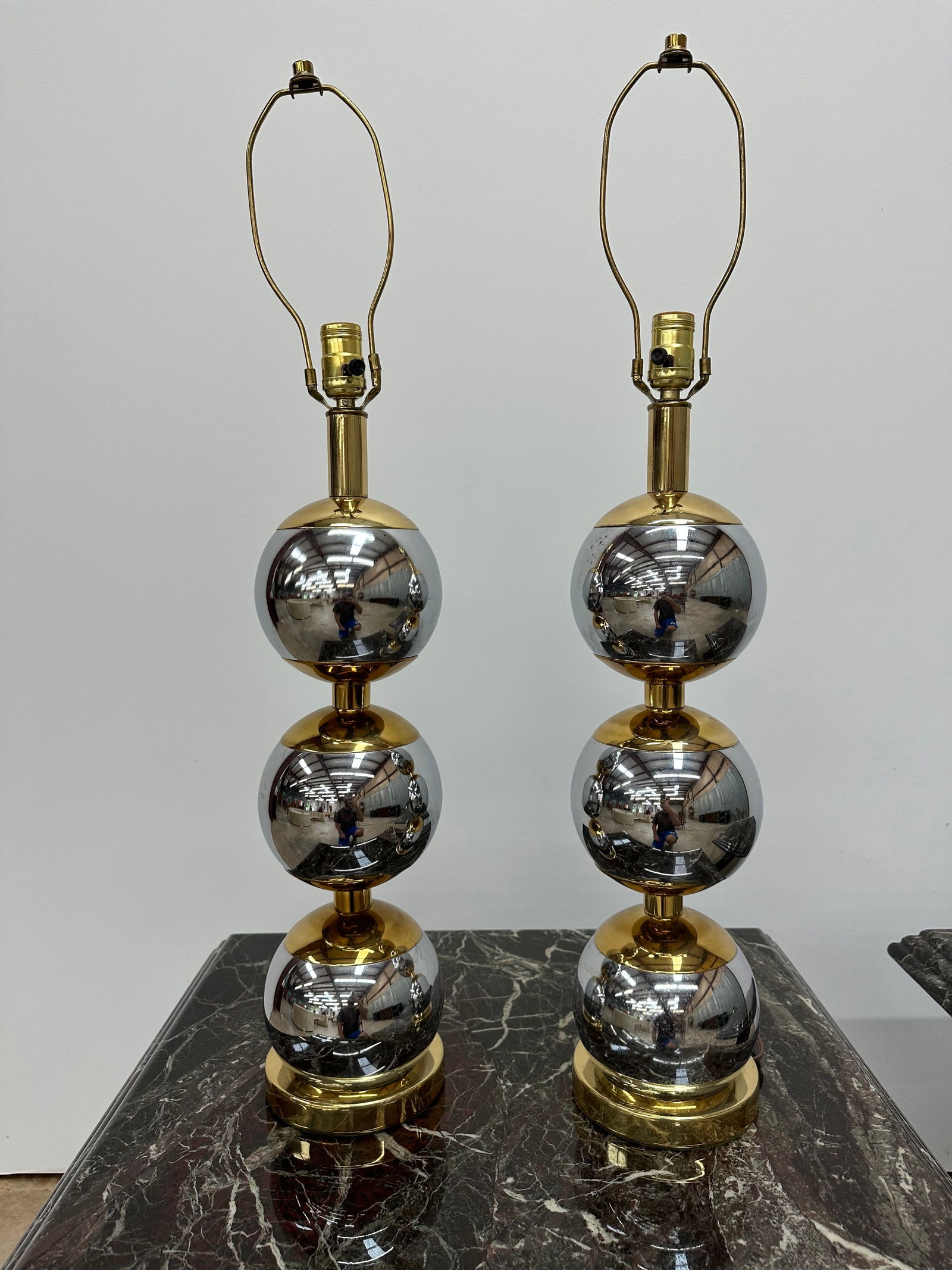 Pair of Vintage Lamps (1 of 4)
