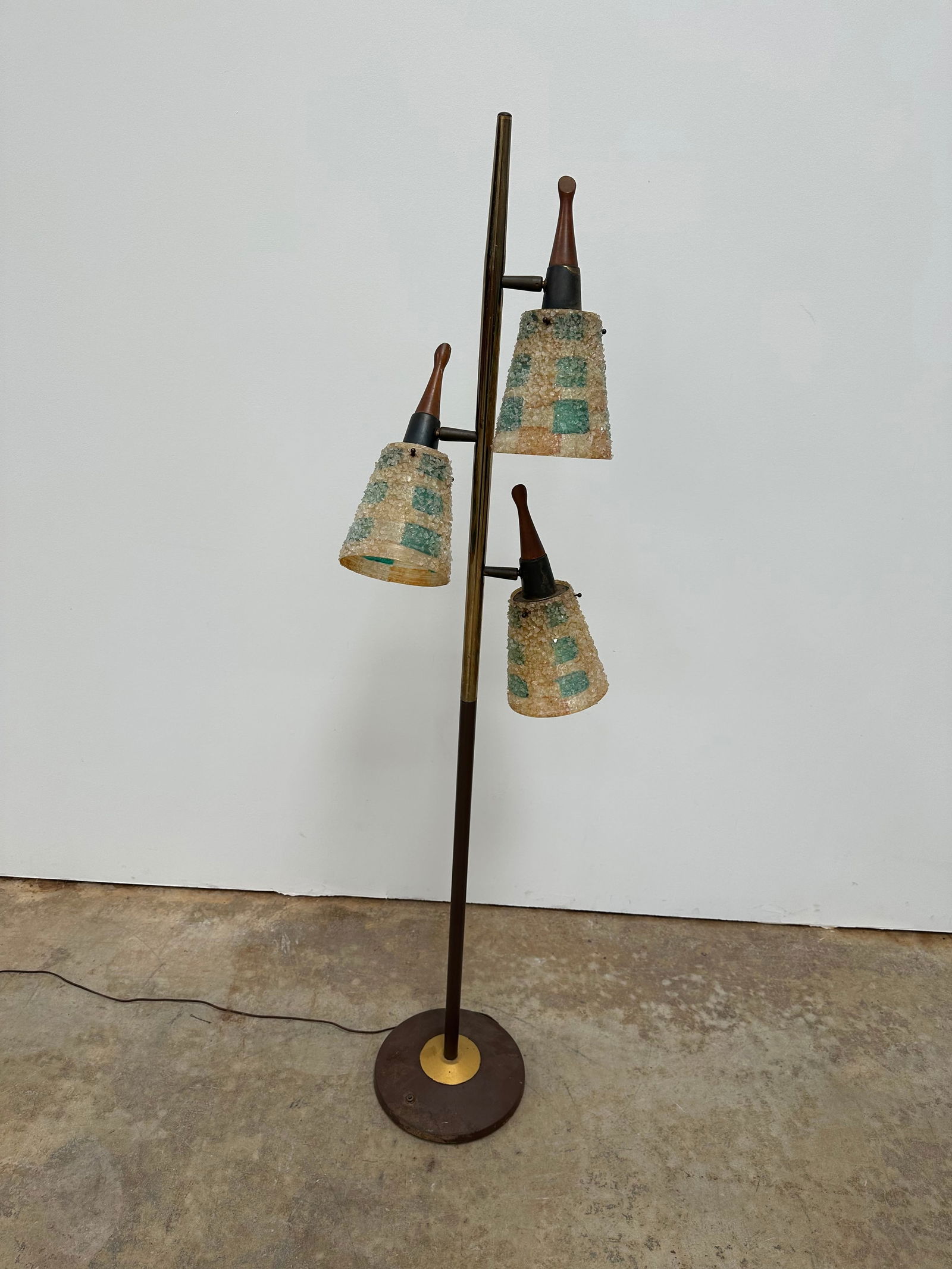 Vintage Pole Lamp (1 of 5)