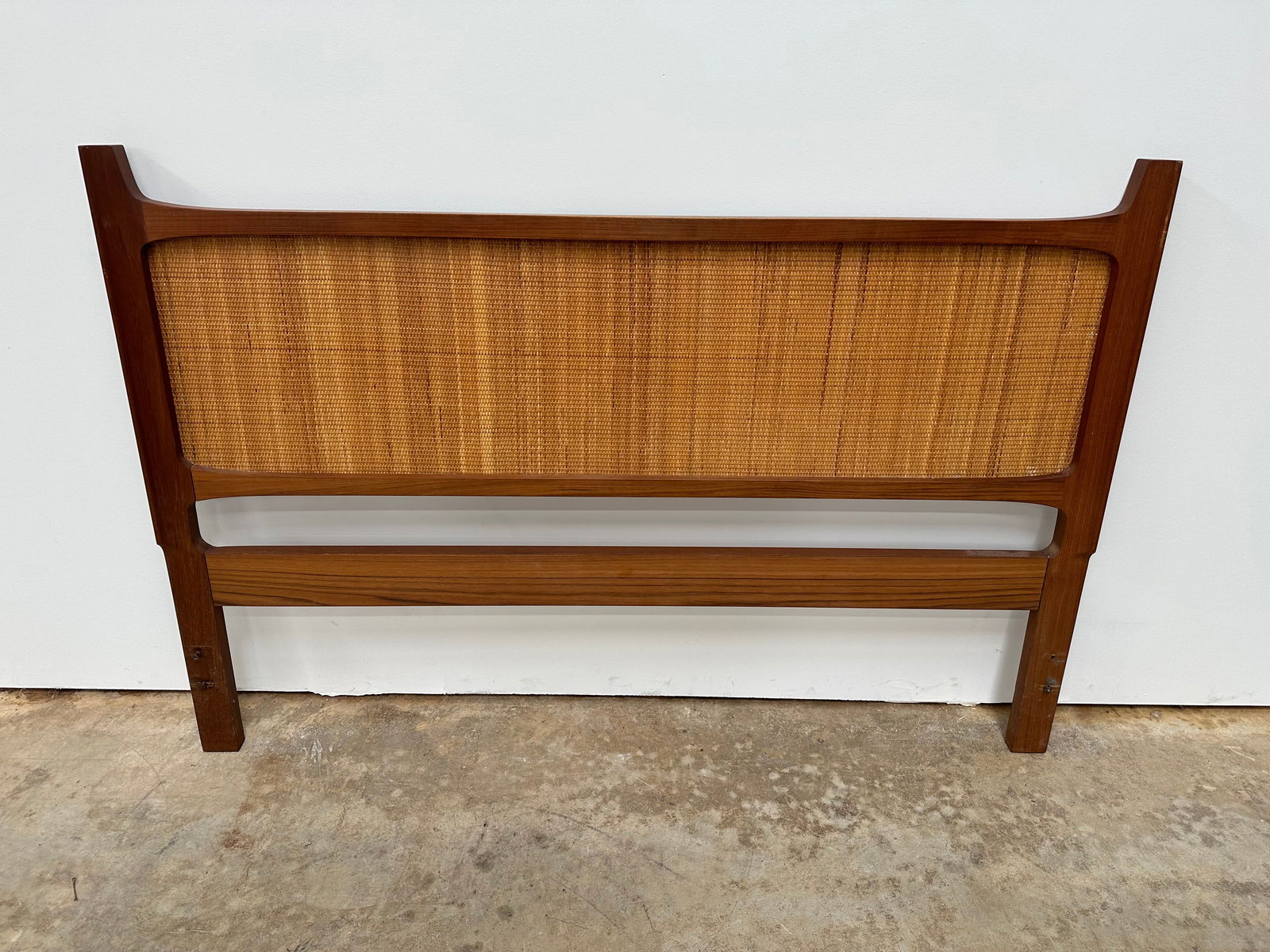 William Hinn Headboard (1 of 3)