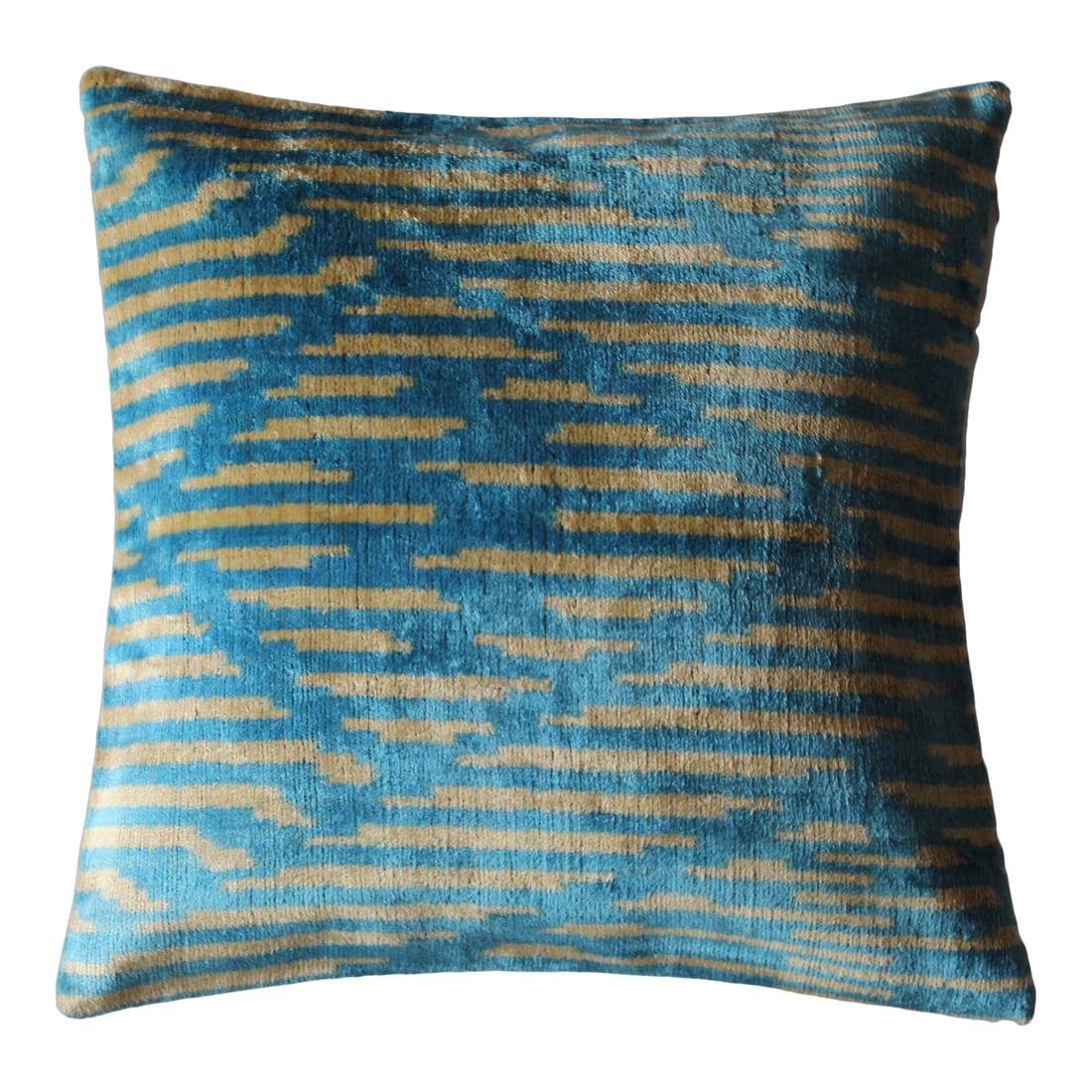 Blue Hand Made Turkish Pillow 16 X 16: Blue Velvet Cushion one of the best looking pillows among our collection. The colors are specially selected to add coziness to your home. Moreover, the / Materials : used for Blue Velvet Cushion are o