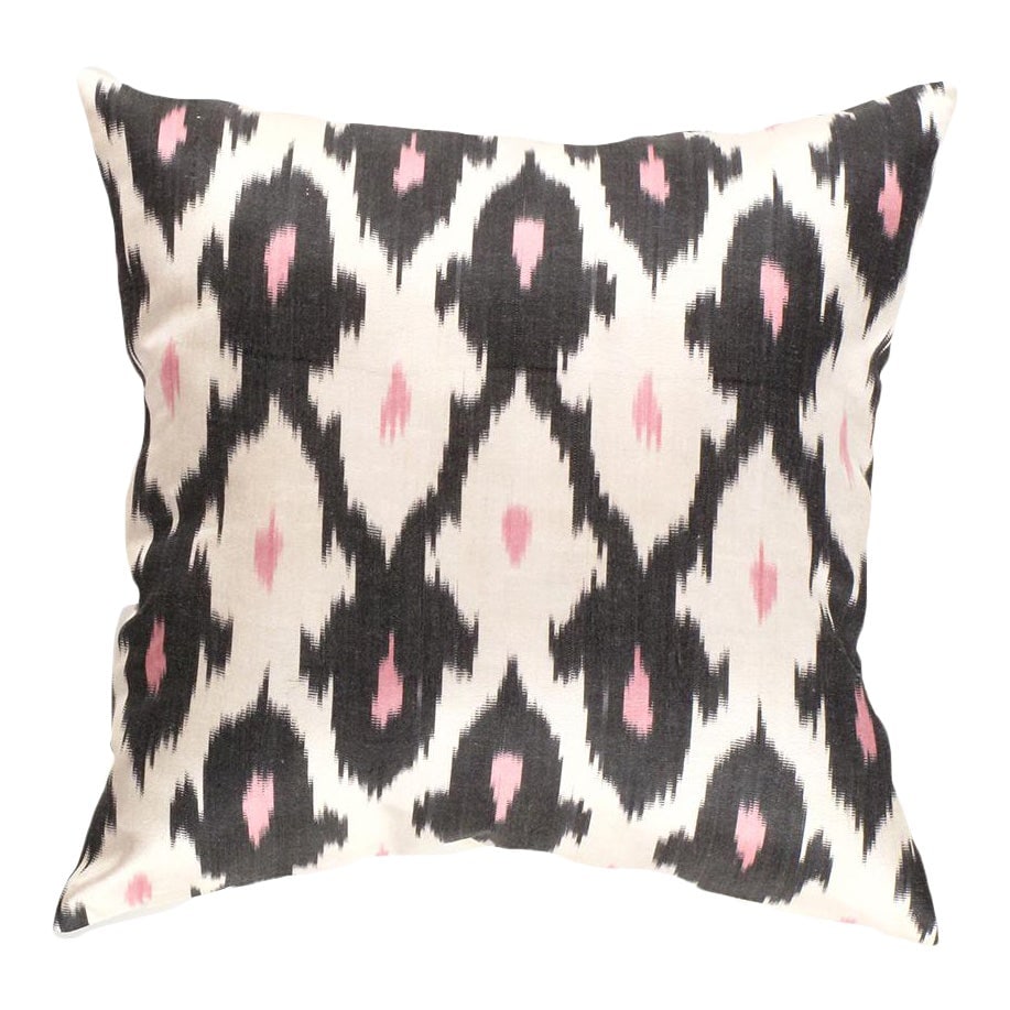 Contemporary Silk Ikat Bohemian Throw Pillow: This luxurious pillow takes the meaning of nap time to a whole other level in your decor due to the uniqueness of handmade craftsmanship. Ikat pillows will bring a fresh, modern look to your summer de
