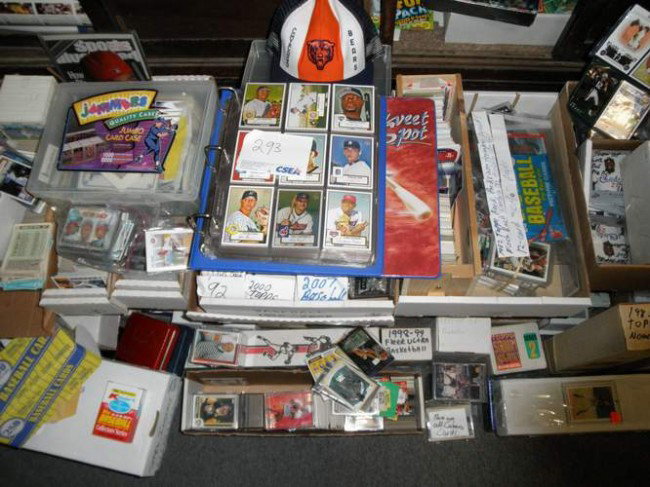 Large Misc Cards, etc: incl following baseball sets 1989 Upper Deck, 1993 Bowman, numerous NY Yankee affiliated Minor League sets, other minor league sets, other minor league sets, (4) sets with BoJackson pre rookie card, 1