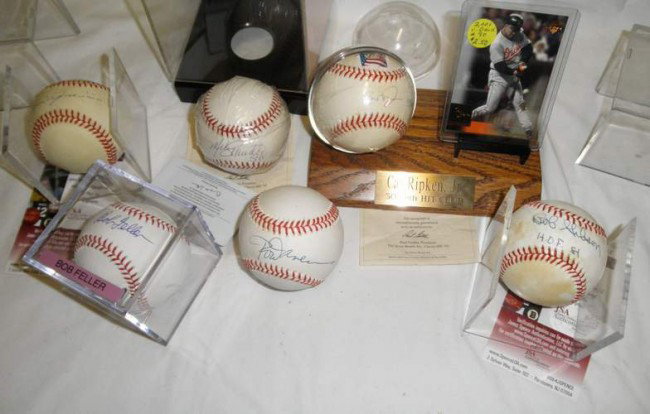 6 Autographed baseballs: including Mike Schmidt 548, Jsa cert Bob Gibson HOF 1981, Cal Ripken Jr, Bob Feller, Steiner Certified, Rod Carew, Louie Apparicio JSa Certified