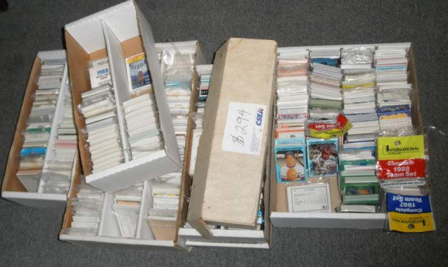Minor League lot: Over 200 minor league sets about 1/2 are factory sealed incl: 1994 Appleton Foxes with A-Rod 1st card, approx 80 Mets, Yankees, Red Sox Sets, sets range from 1982- early 90's