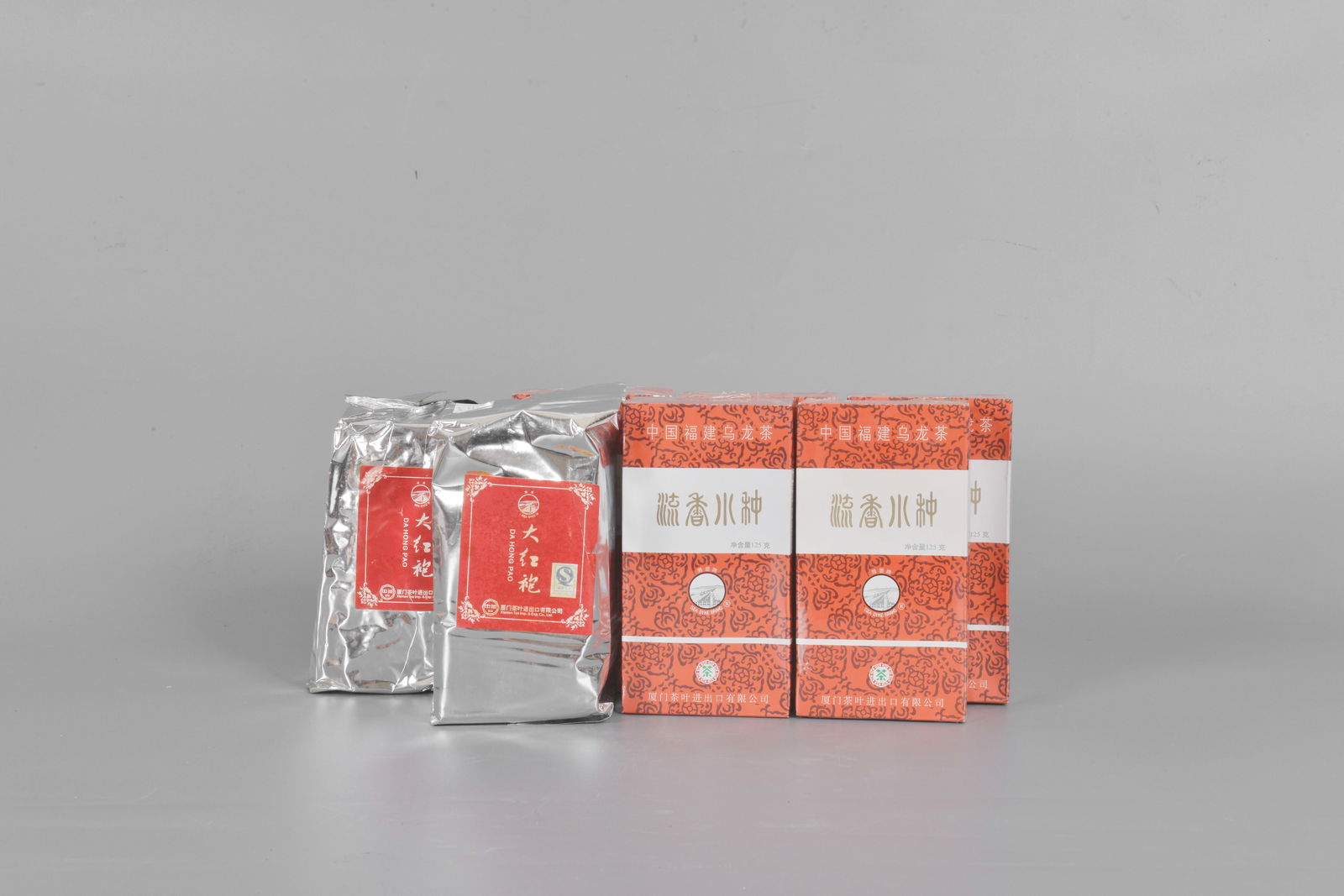 2 Bags of Da Hong Pao,5 Boxes of Liun Xiang Xiao Chong (1 of 7)