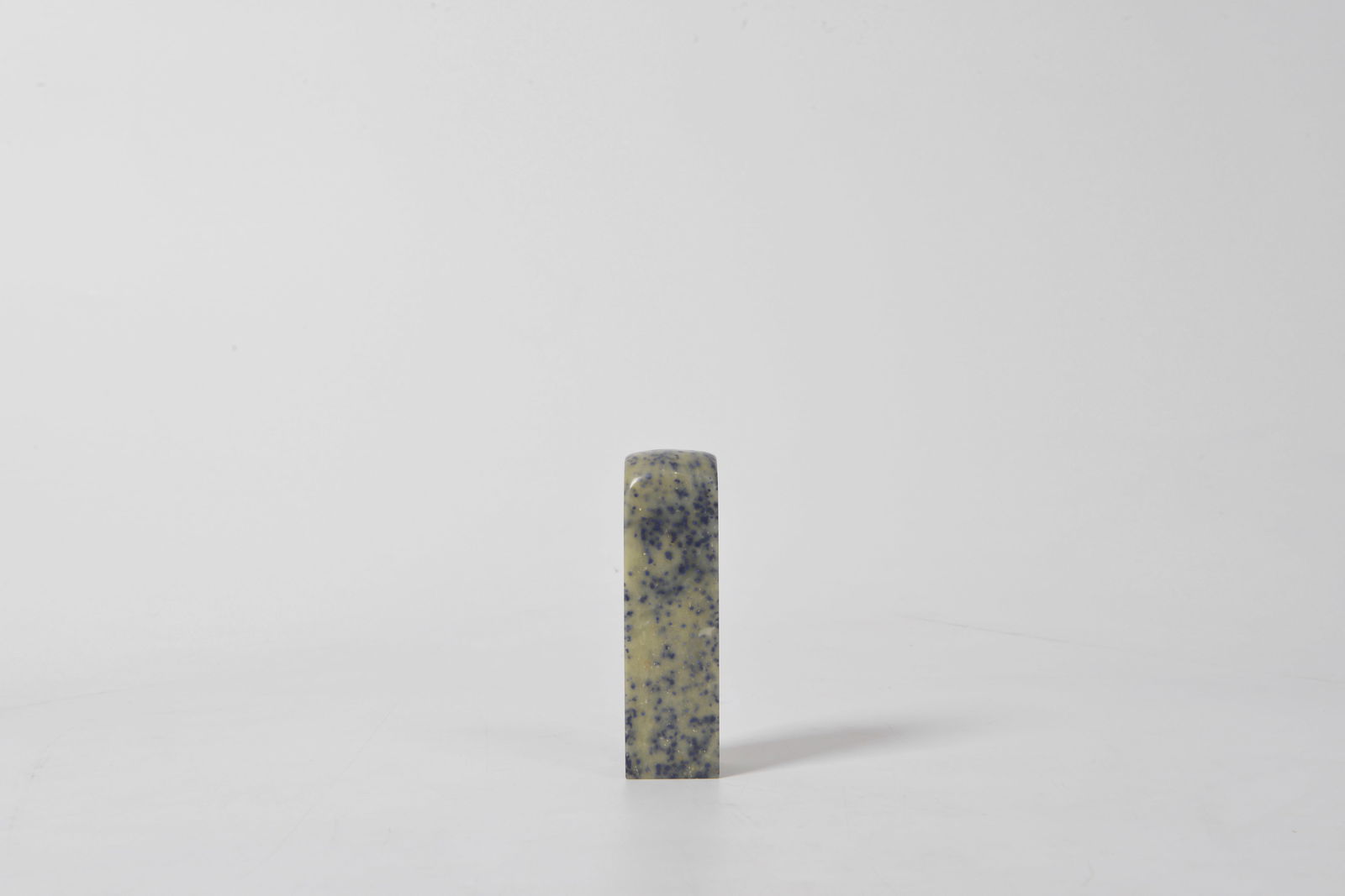 Qingtian Stone Seal: 青田石素章 Plain